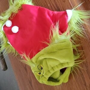 Grinch costume for dog